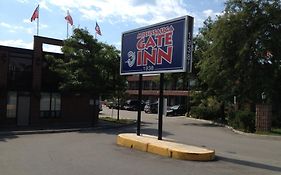 Mississauga Gate Inn